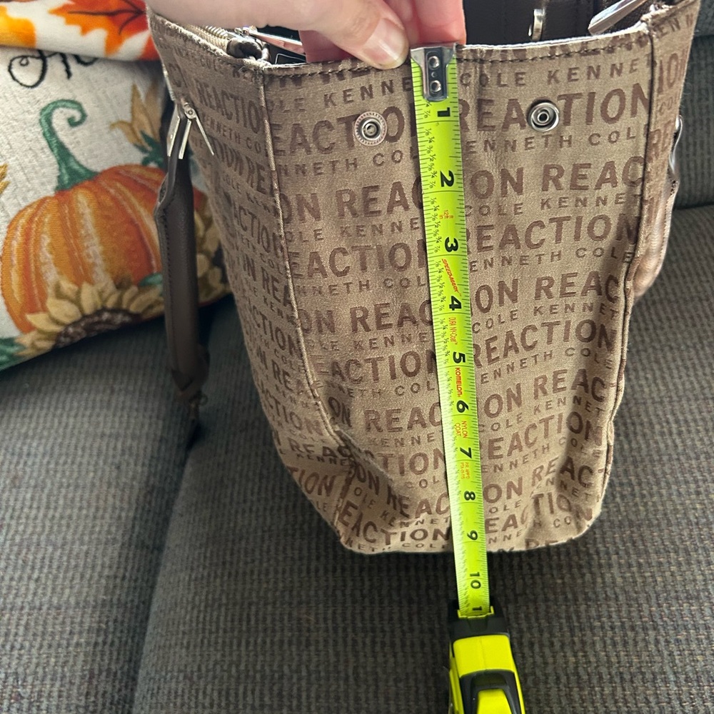 Reaction Kenneth Cole Brown and Black Tote - Picture 11 of 13